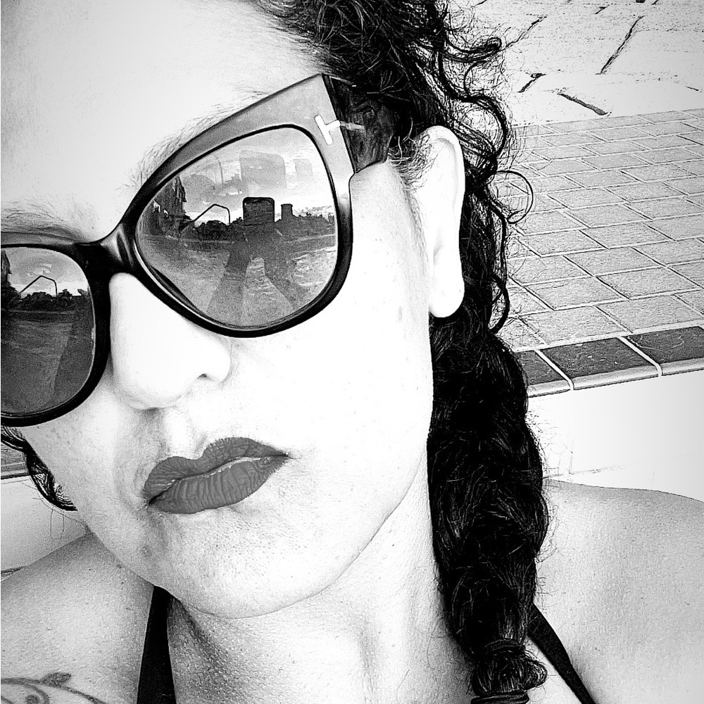 Meet your Posher, Coco